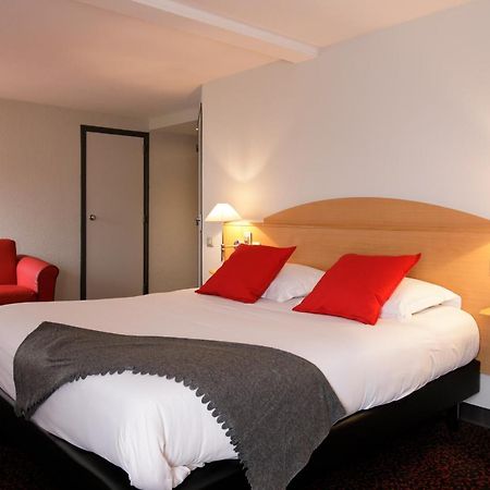 Logis Hotel L'Oree De Chartres - Barjouville Екстер'єр фото