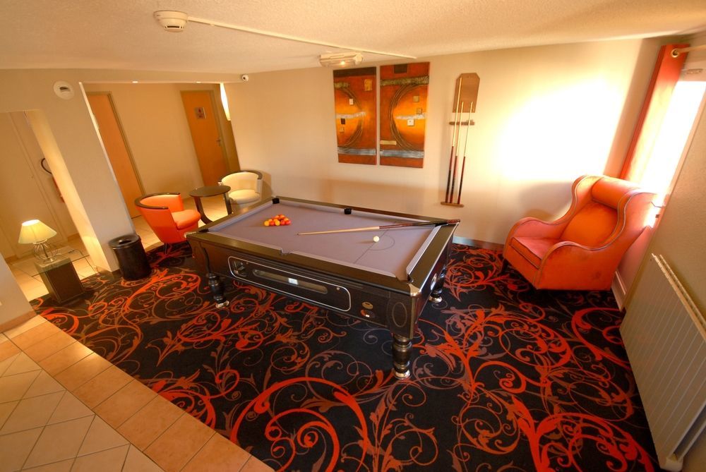 Logis Hotel L'Oree De Chartres - Barjouville Екстер'єр фото